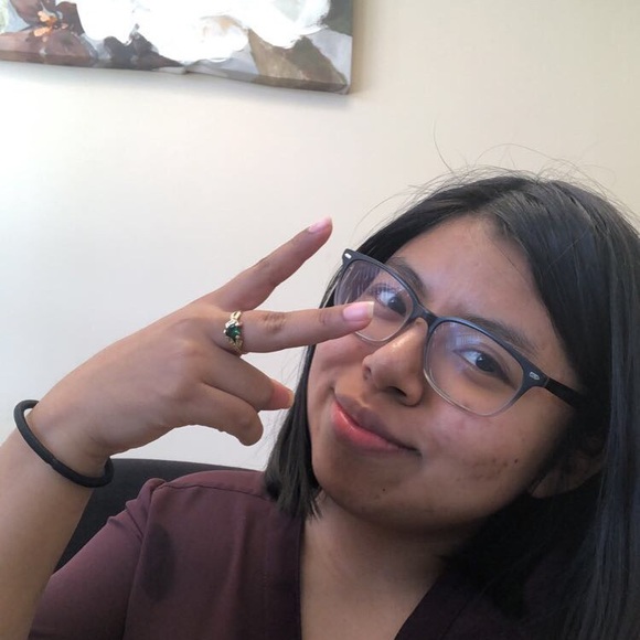 Meet your Posher, Lesly - Picture 1 of 1